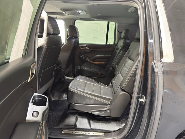 2017 GMC Yukon XL in Burlington, WI 53105 - 18096341 12