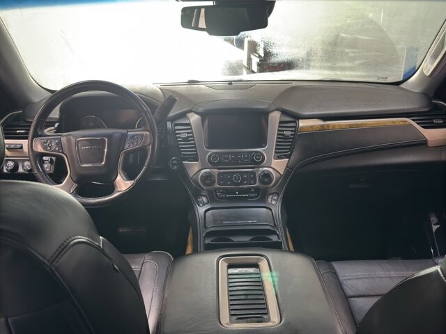 2017 GMC Yukon XL in Burlington, WI 53105 - 18096341 15