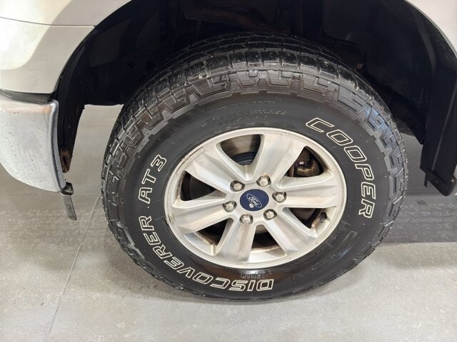 2017 Ford F150 in Burlington, WI 53105 - 18096342 9