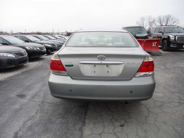 2005 Toyota Camry in Oak Grove, MO 64075 - 18096353 6