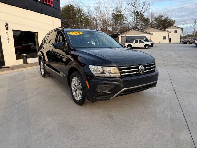 2018 Volkswagen Tiguan in Knoxville, TN 37920 - 18096354 5