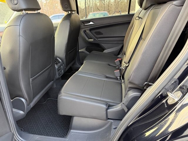 2018 Volkswagen Tiguan in Knoxville, TN 37920 - 18096354 13