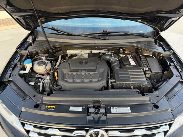 2018 Volkswagen Tiguan in Knoxville, TN 37920 - 18096354 31