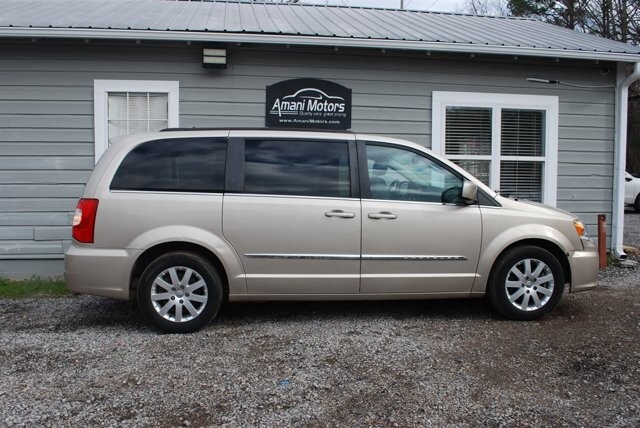 2015 Chrysler Town & Country in Birmingham, AL 35215 - 18096355
