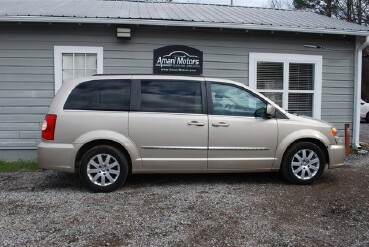2015 Chrysler Town & Country in Birmingham, AL 35215