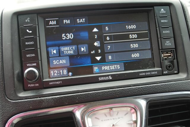 2015 Chrysler Town & Country in Birmingham, AL 35215 - 18096355 13