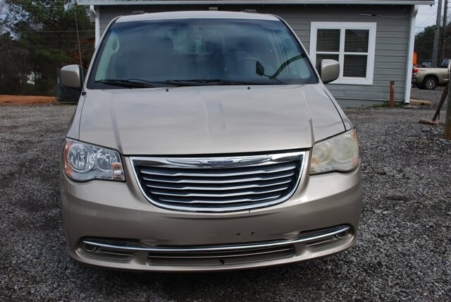 2015 Chrysler Town & Country in Birmingham, AL 35215 - 18096355 6