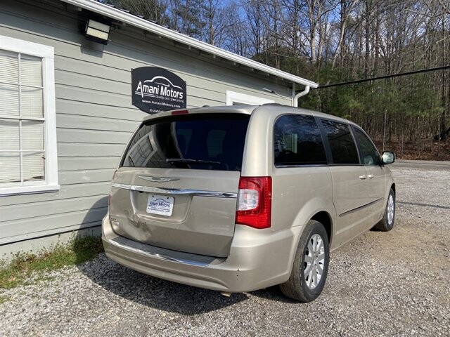2015 Chrysler Town & Country in Birmingham, AL 35215 - 18096355 5
