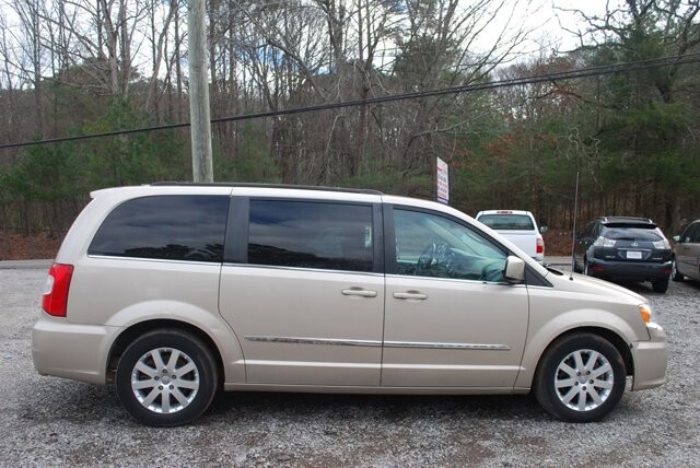 2015 Chrysler Town & Country in Birmingham, AL 35215 - 18096355 7
