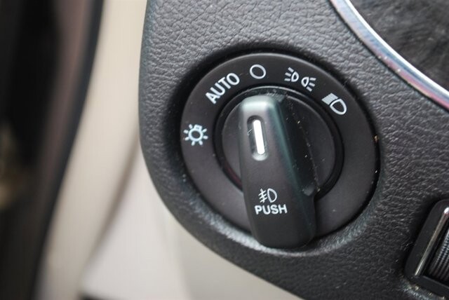 2015 Chrysler Town & Country in Birmingham, AL 35215 - 18096355 16