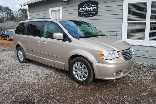 2015 Chrysler Town & Country in Birmingham, AL 35215 - 18096355 2