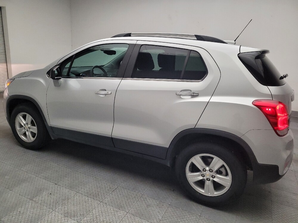 2020 Chevrolet Trax in Montclair, CA 91763 - 18096368 3