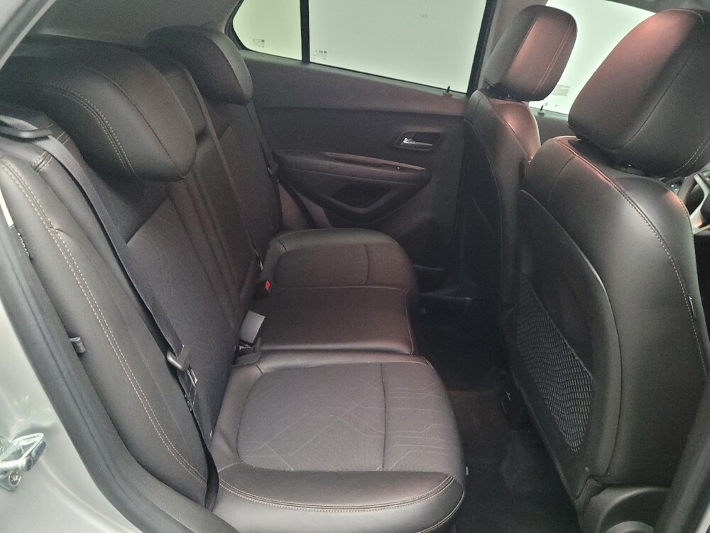 2020 Chevrolet Trax in Montclair, CA 91763 - 18096368 19