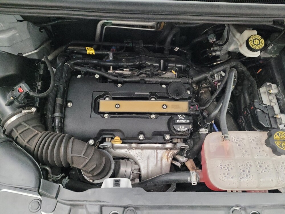 2020 Chevrolet Trax in Montclair, CA 91763 - 18096368 30