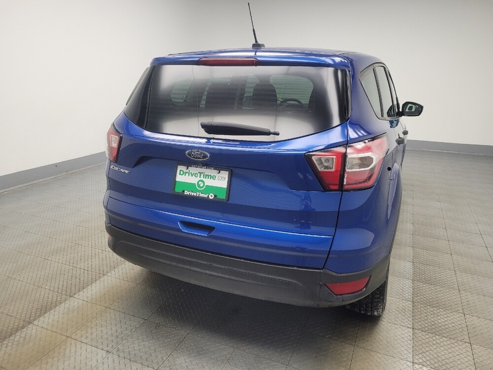 2017 Ford Escape in Indianapolis, IN 46219 - 18096370 7