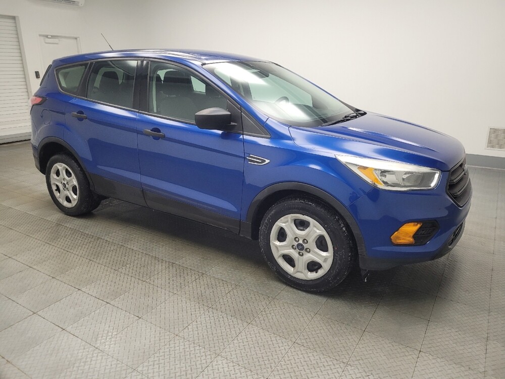 2017 Ford Escape in Indianapolis, IN 46219 - 18096370 11
