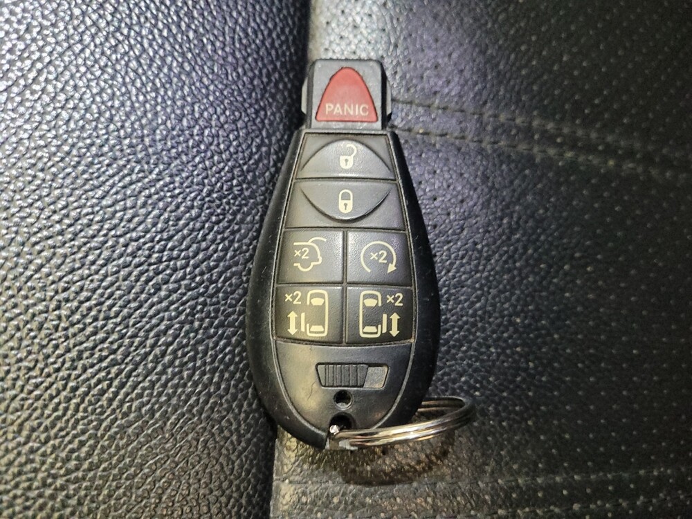 2019 Dodge Grand Caravan in Torrance, CA 90504 - 18096372 32