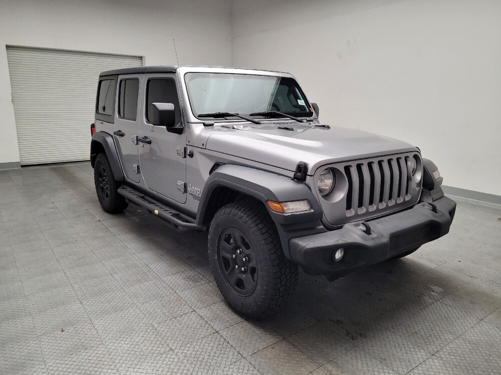 2019 Jeep Wrangler in Torrance, CA 90504 - 18096374 13
