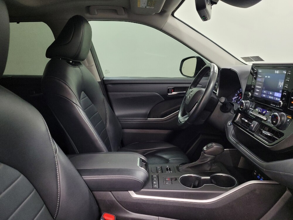 2022 Toyota Highlander in Langhorne, PA 19047 - 18096377 21