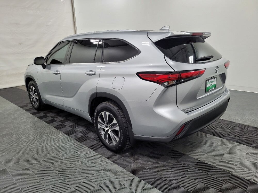 2022 Toyota Highlander in Langhorne, PA 19047 - 18096377 3
