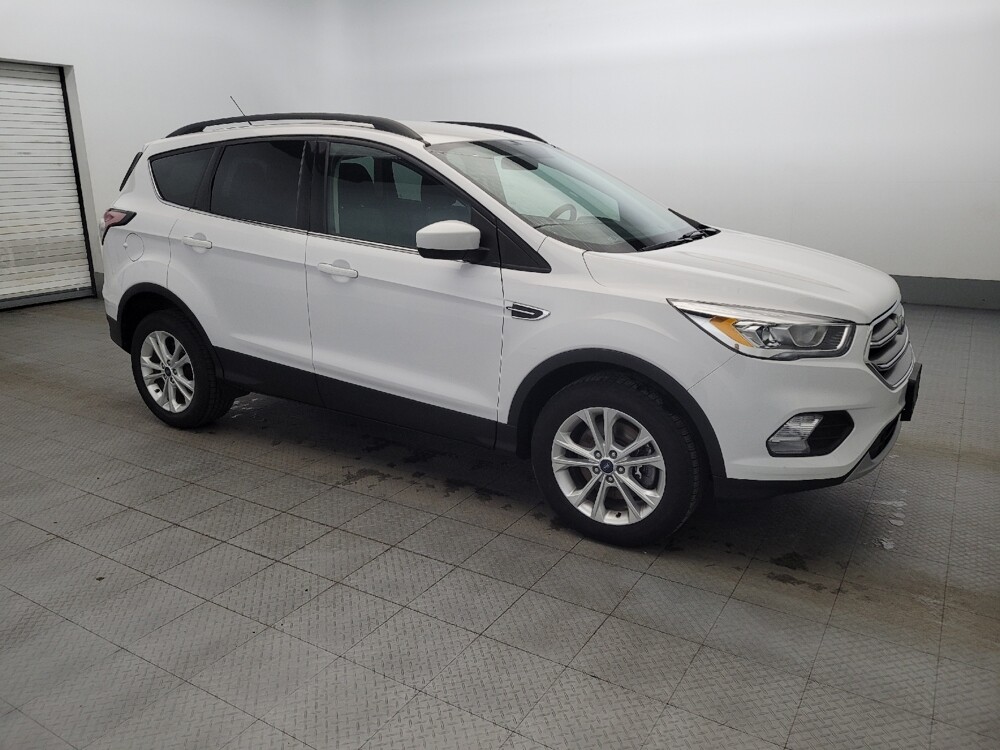 2017 Ford Escape in Temple Hills, MD 20746 - 18096378 11