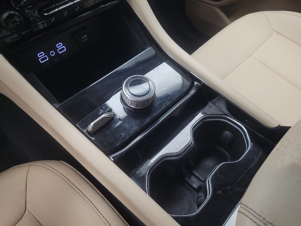 2021 Jeep Grand Cherokee L in Indianapolis, IN 46219 - 18096380 26