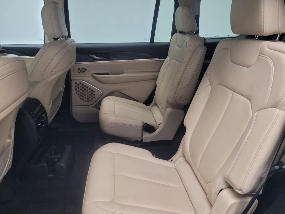 2021 Jeep Grand Cherokee L in Indianapolis, IN 46219 - 18096380 18