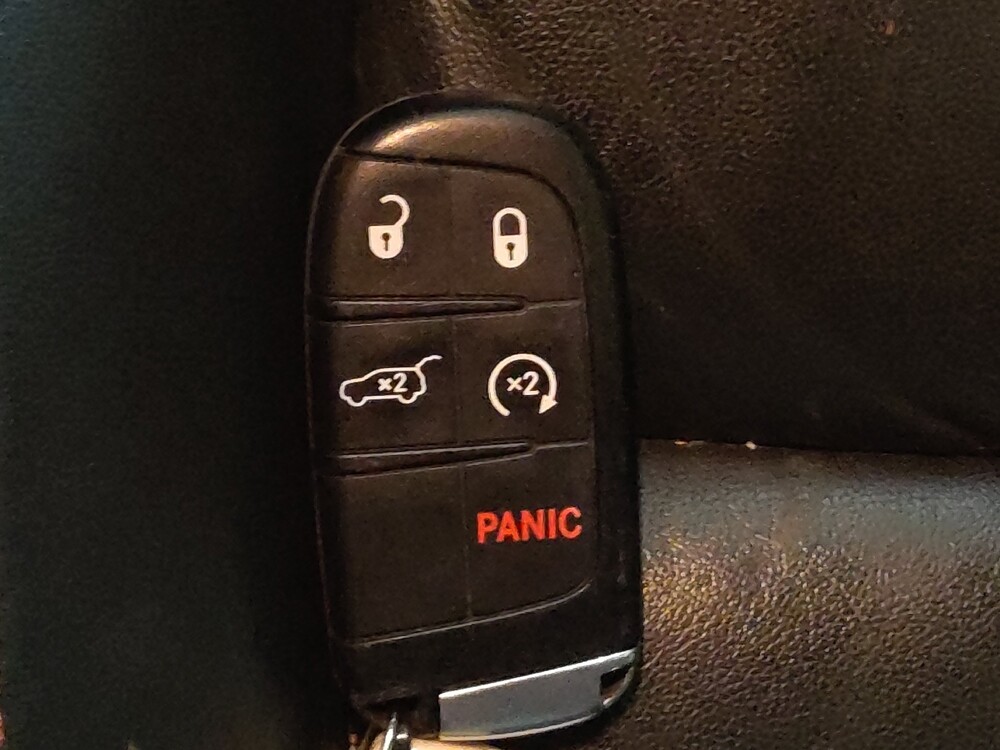 2016 Jeep Grand Cherokee in Fort Worth, TX 76116 - 18096382 32