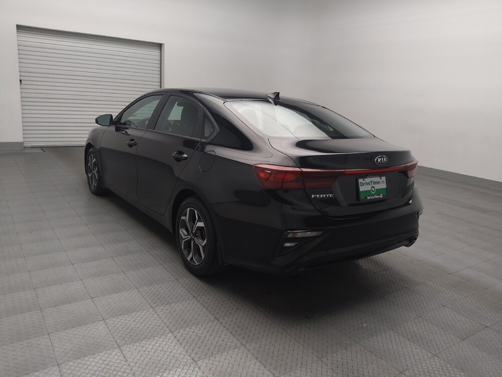 2021 Kia Forte in Arlington, TX 76011 - 18096383 5