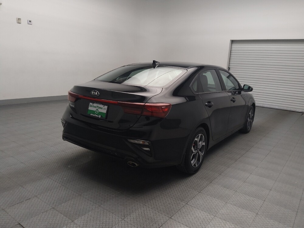 2021 Kia Forte in Arlington, TX 76011 - 18096383 9
