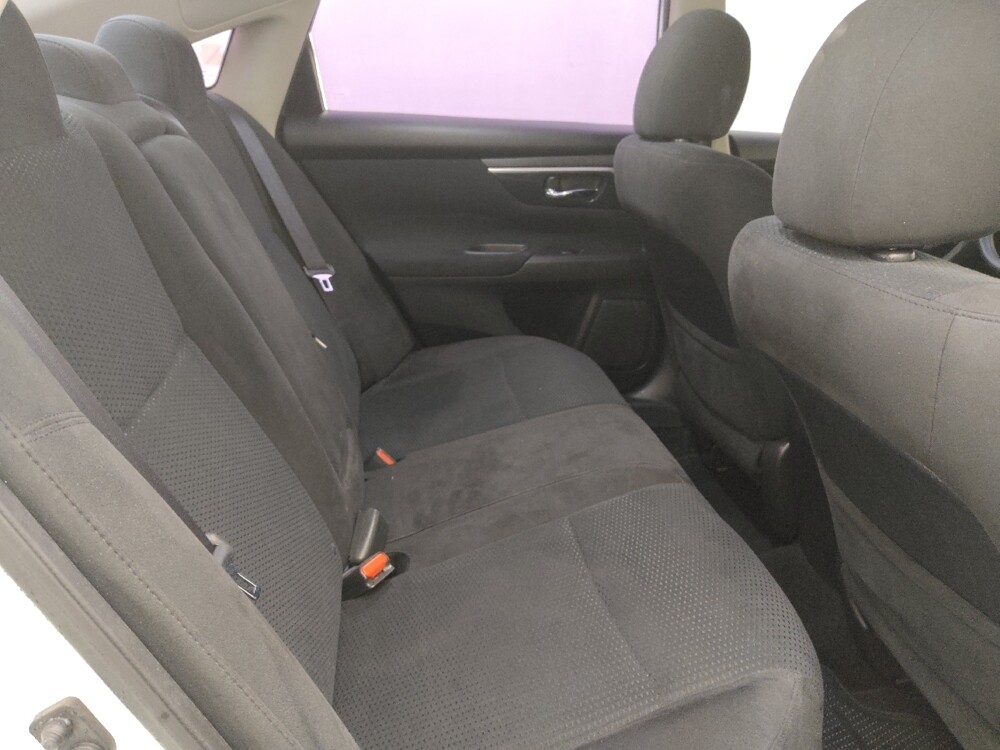 2014 Nissan Altima in Knoxville, TN 37923 - 18096384 19