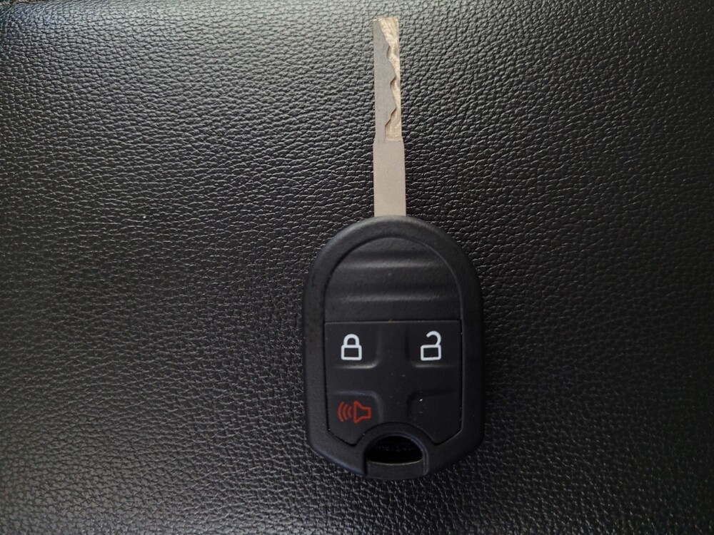 2017 Ford Escape in Macon, GA 31210 - 18096388 32