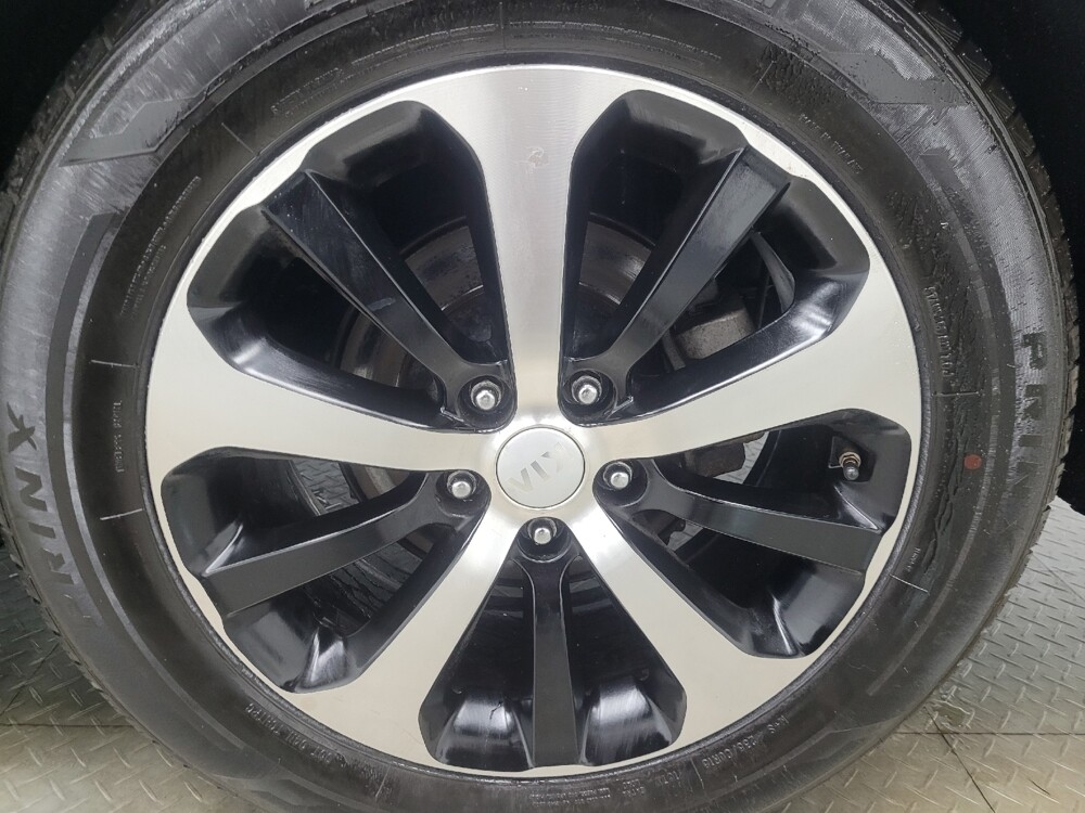 2017 Kia Sorento in Highland, IN 46322 - 18096390 31