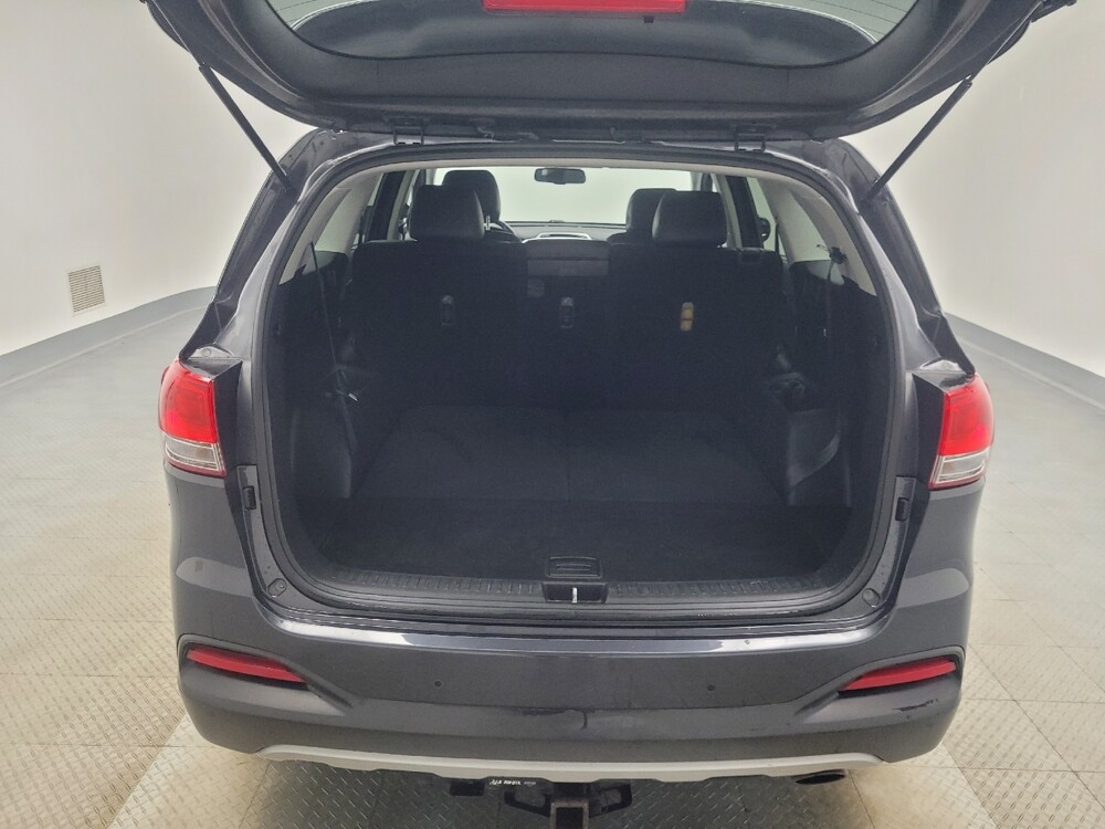 2017 Kia Sorento in Highland, IN 46322 - 18096390 29