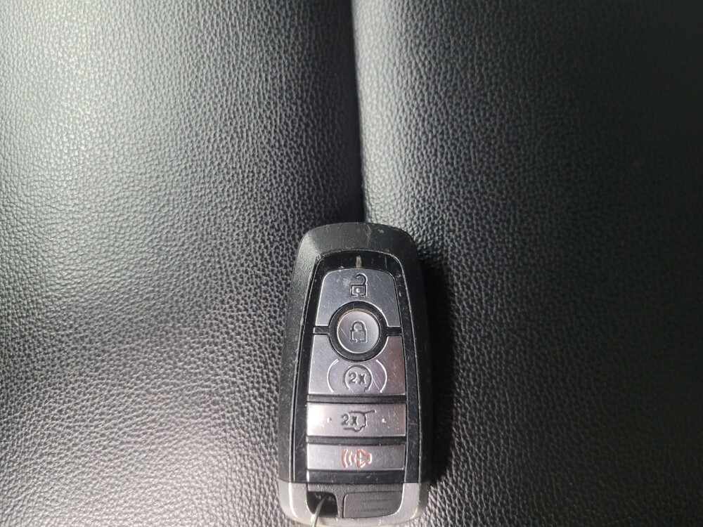 2020 Ford Explorer in Highland, IN 46322 - 18096391 32