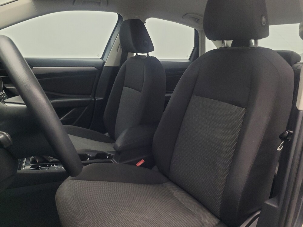 2019 Volkswagen Jetta in Chattanooga, TN 37421 - 18096399 17