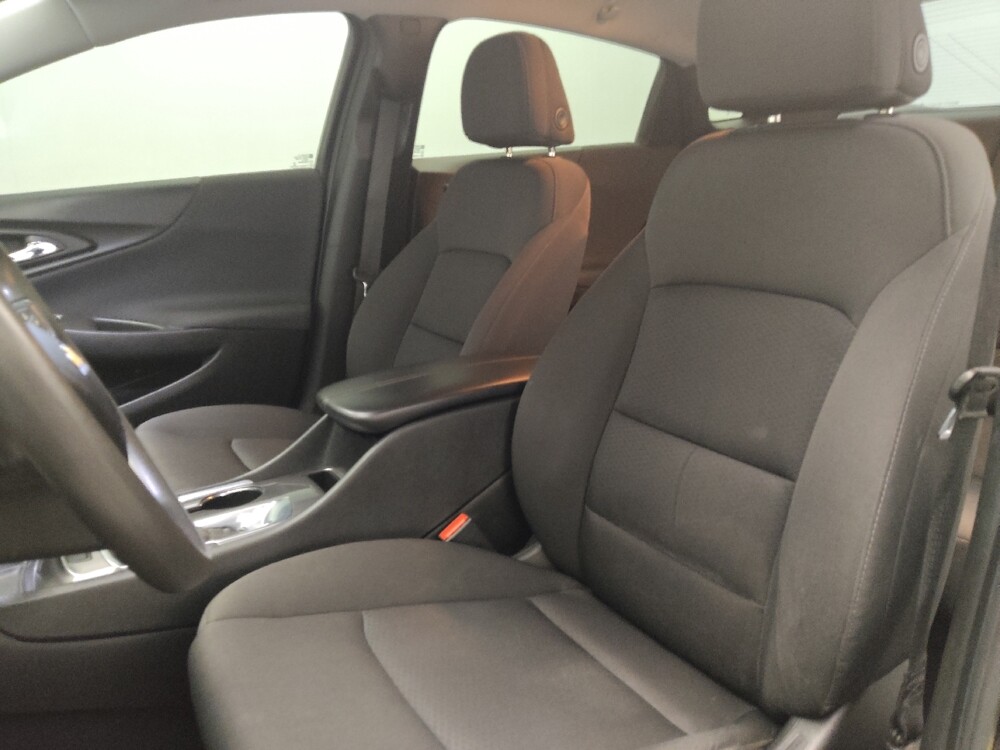 2019 Chevrolet Malibu in Marietta, GA 30062 - 18096402 17