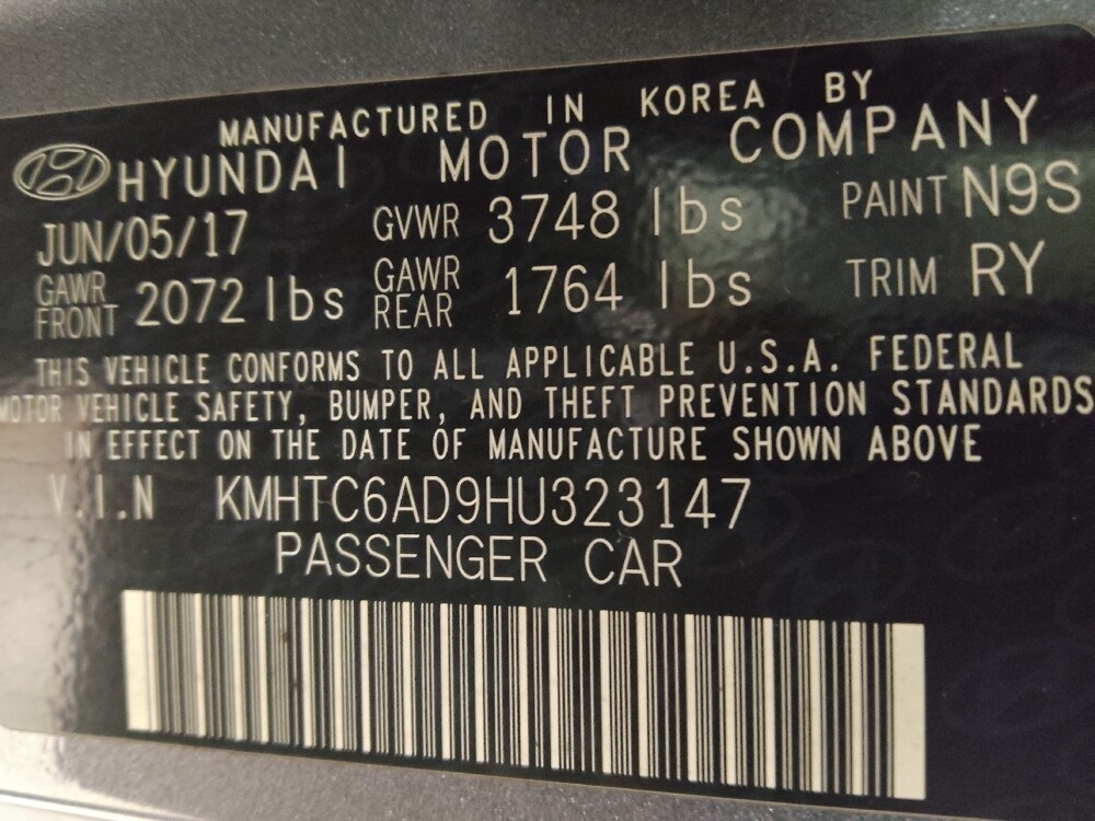 2017 Hyundai Veloster in Knoxville, TN 37923 - 18096404 33