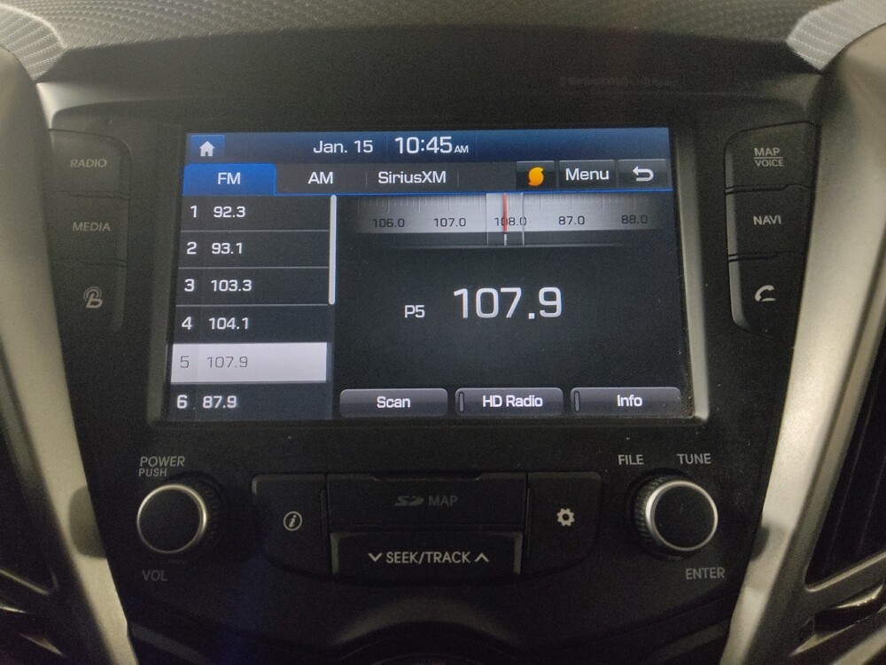 2017 Hyundai Veloster in Knoxville, TN 37923 - 18096404 25