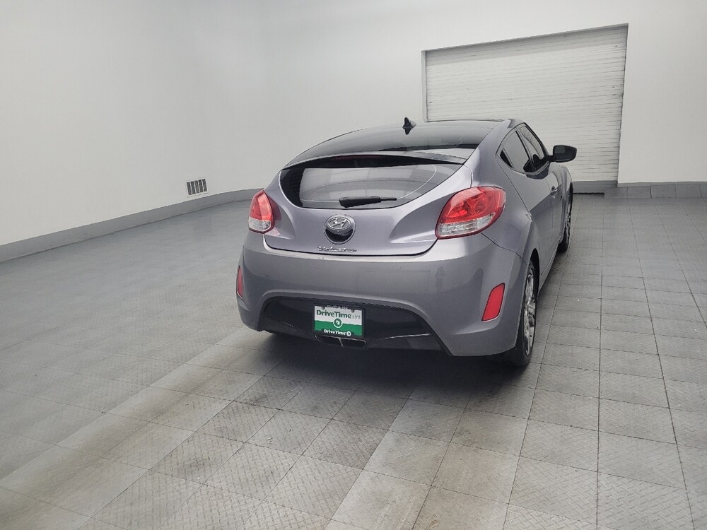 2017 Hyundai Veloster in Knoxville, TN 37923 - 18096404 9