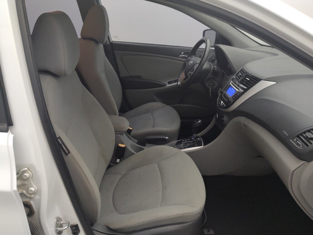 2014 Hyundai Accent in Houston, TX 77074 - 18096407 21