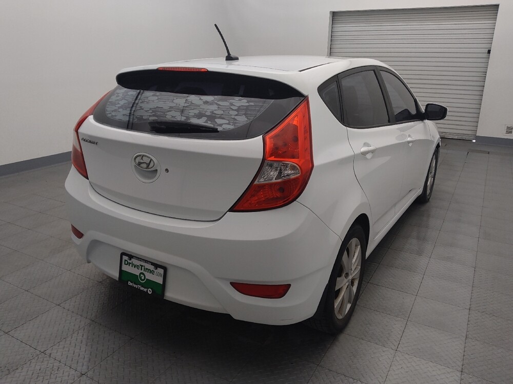 2014 Hyundai Accent in Houston, TX 77074 - 18096407 7