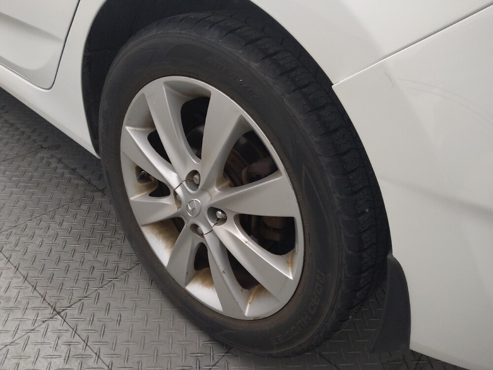 2014 Hyundai Accent in Houston, TX 77074 - 18096407 31