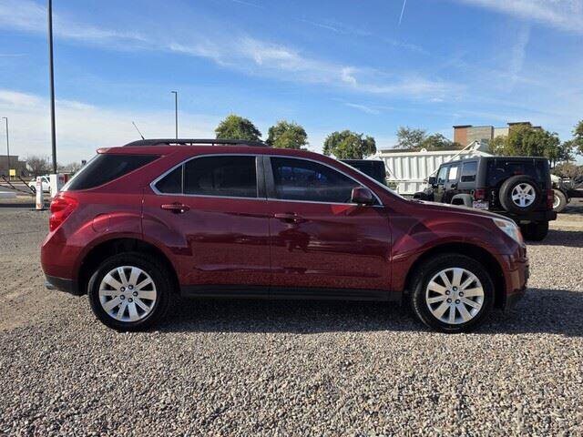 2011 Chevrolet Equinox in Mesa, AZ 85212 - 18096408 9