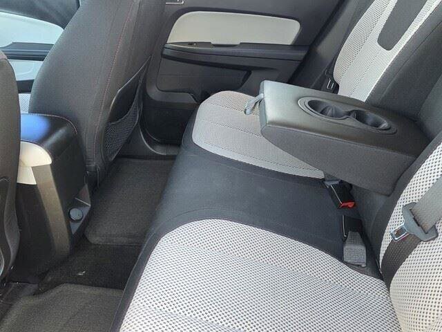 2011 Chevrolet Equinox in Mesa, AZ 85212 - 18096408 26