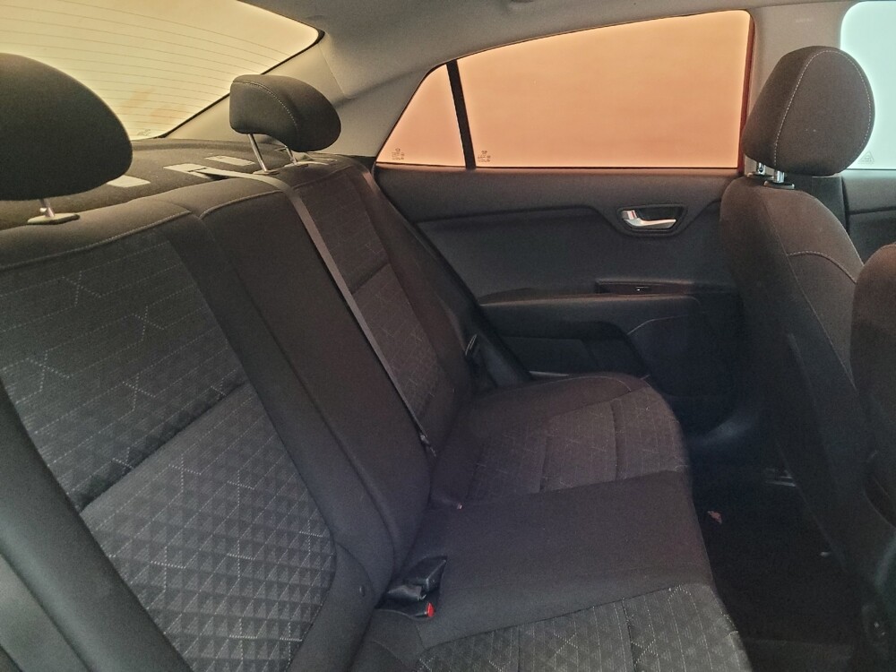 2018 Kia Rio in Phoenix, AZ 85015 - 18096416 19