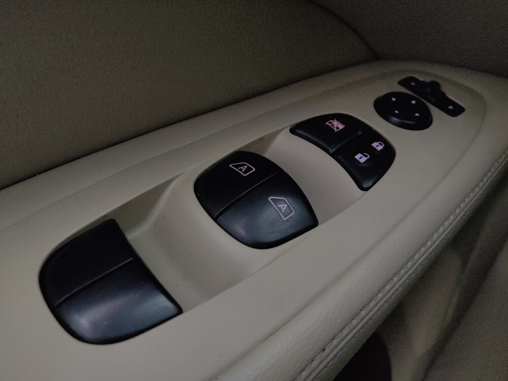 2015 Nissan Pathfinder in Tucson, AZ 85705 - 18096417 27