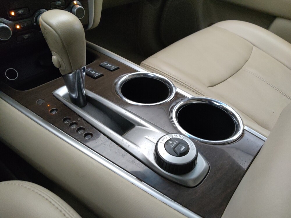 2015 Nissan Pathfinder in Tucson, AZ 85705 - 18096417 26