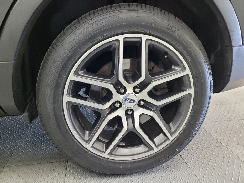 2016 Ford Explorer in Phoenix, AZ 85015 - 18096418 31