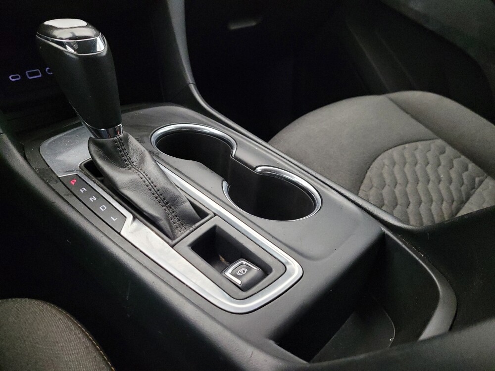 2019 Chevrolet Equinox in Phoenix, AZ 85015 - 18096420 26